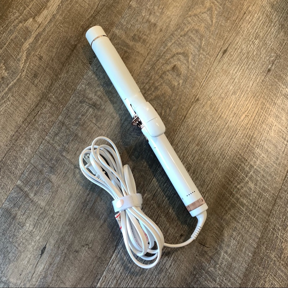 T3 curling iron